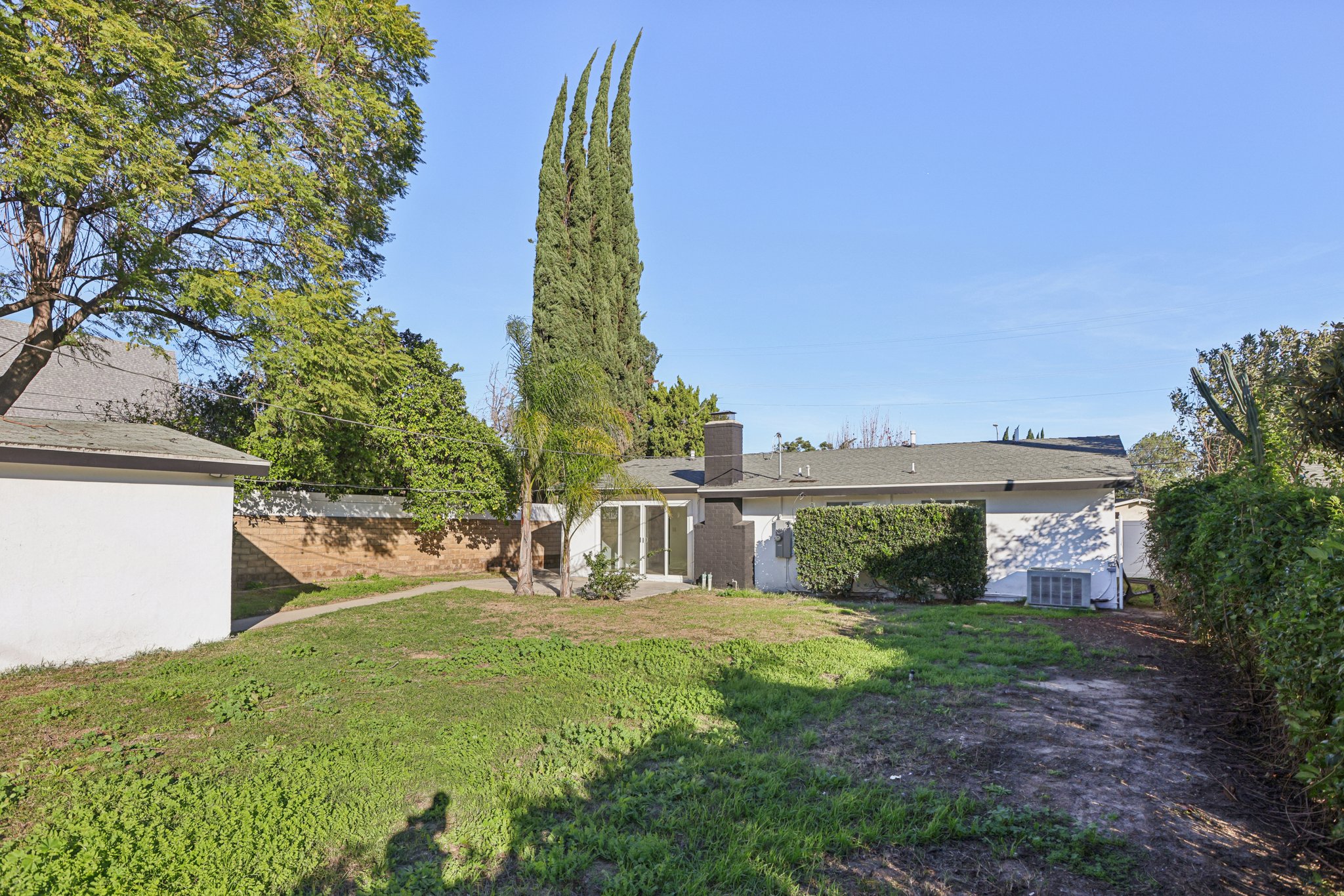 Balboa Blvd-S1201-032.jpg