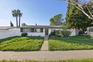 Balboa Blvd-S1201-001.jpg