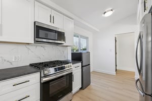 Balboa Blvd-S1201-015.jpg