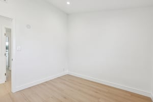 Balboa Blvd-S1201-022.jpg