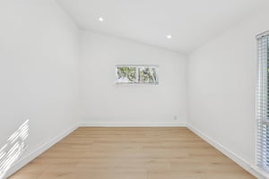 Balboa Blvd-S1201-024.jpg