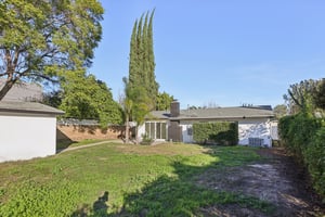 Balboa Blvd-S1201-032.jpg