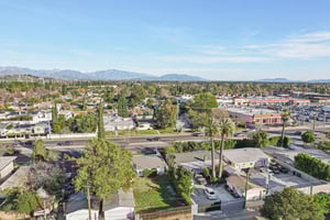 Balboa Blvd-S1201-046.jpg