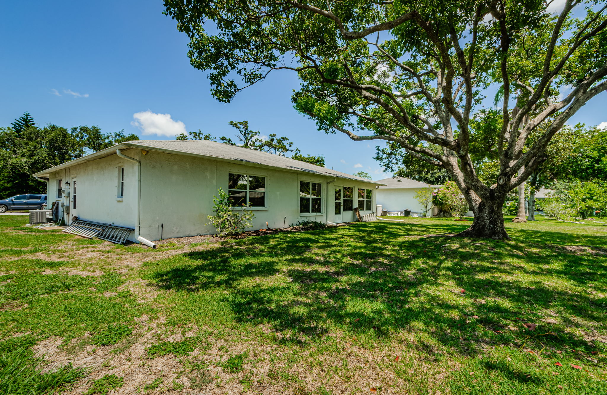 Back Exterior 1A