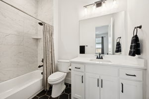 11224Hickory_010