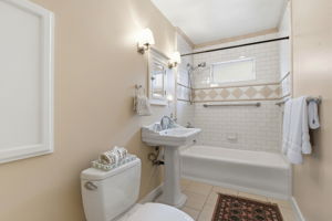 028_F8_1123 Dean Ave