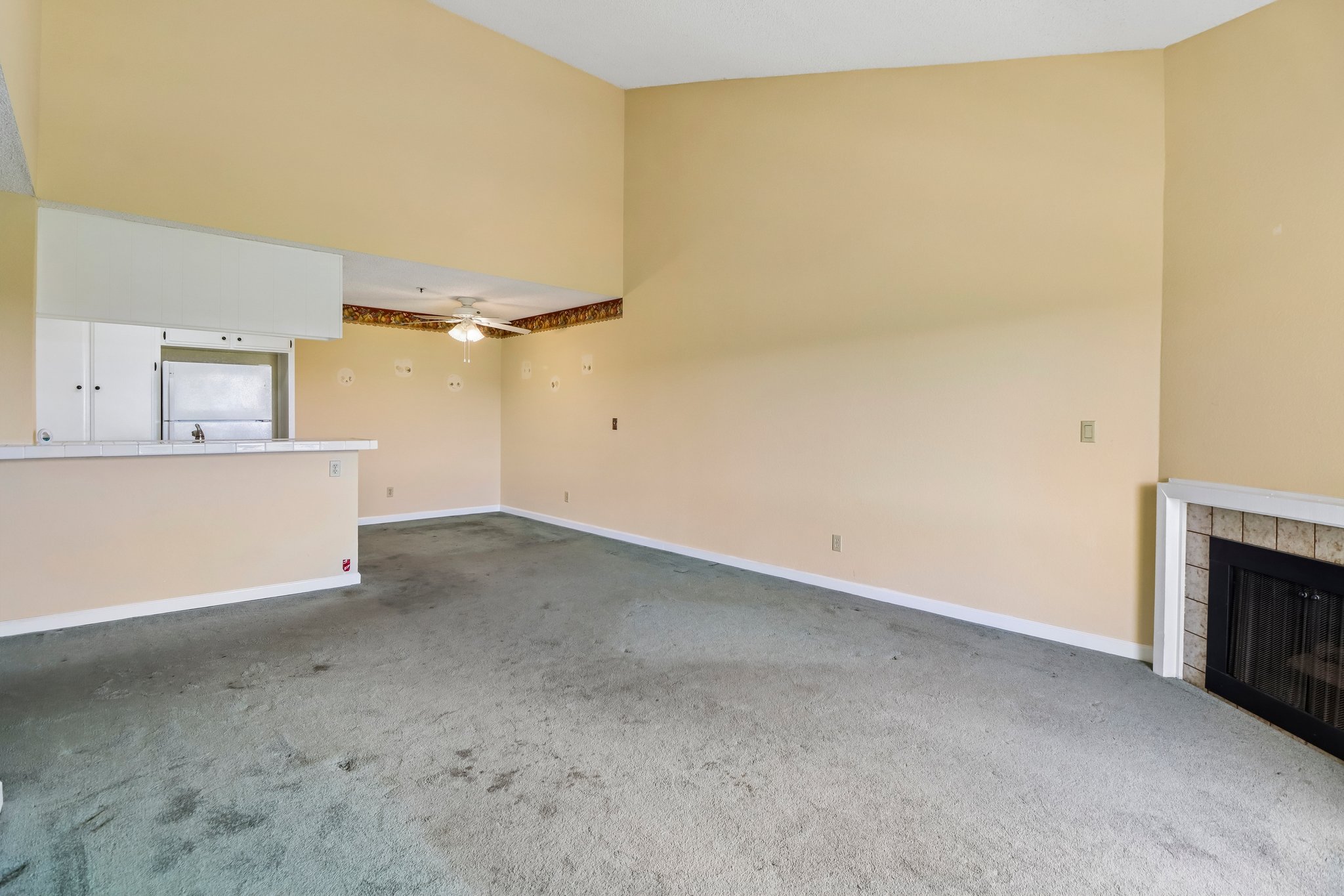 Tierrasanta Blvd 61-S2805-006 (2).jpg