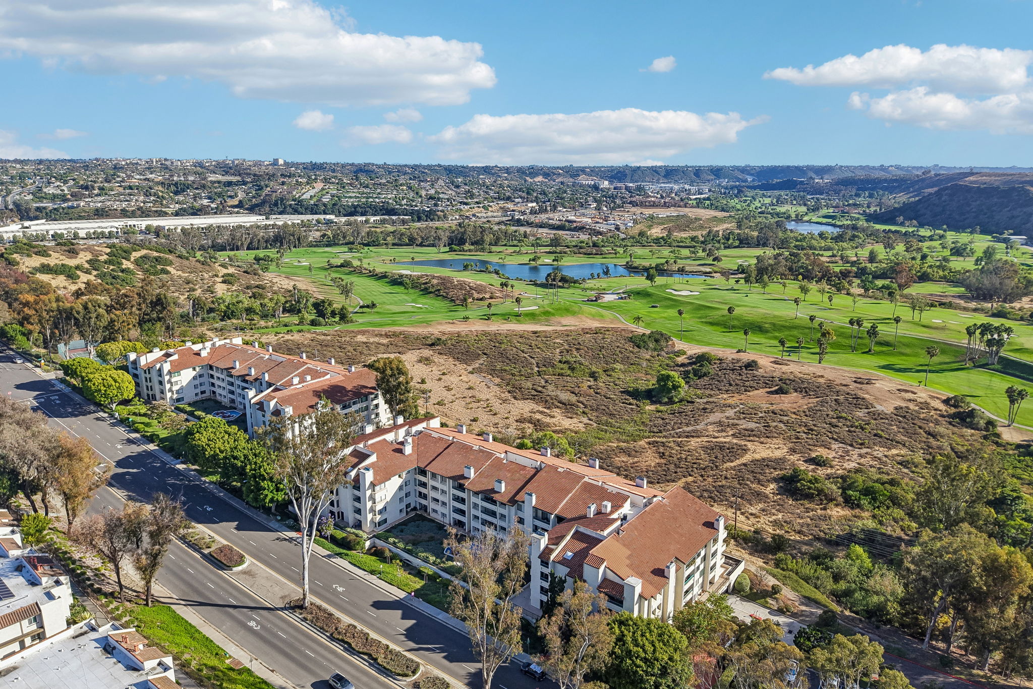 11233 Tierrasanta Blvd-d-006
