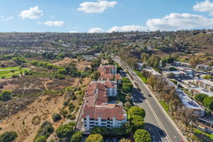 11233 Tierrasanta Blvd-d-003