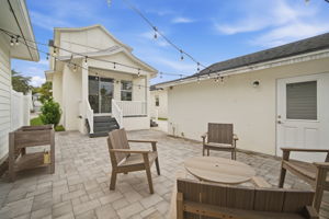  Photo 48
