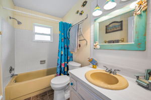 Bathroom2