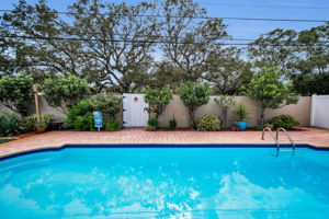Pool2