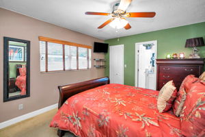 Primary Bedroom1b