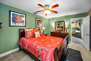 Primary Bedroom1d