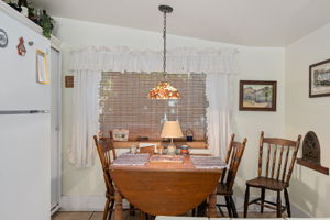 15-Breakfast Area