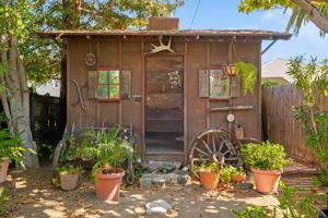 23-Shed
