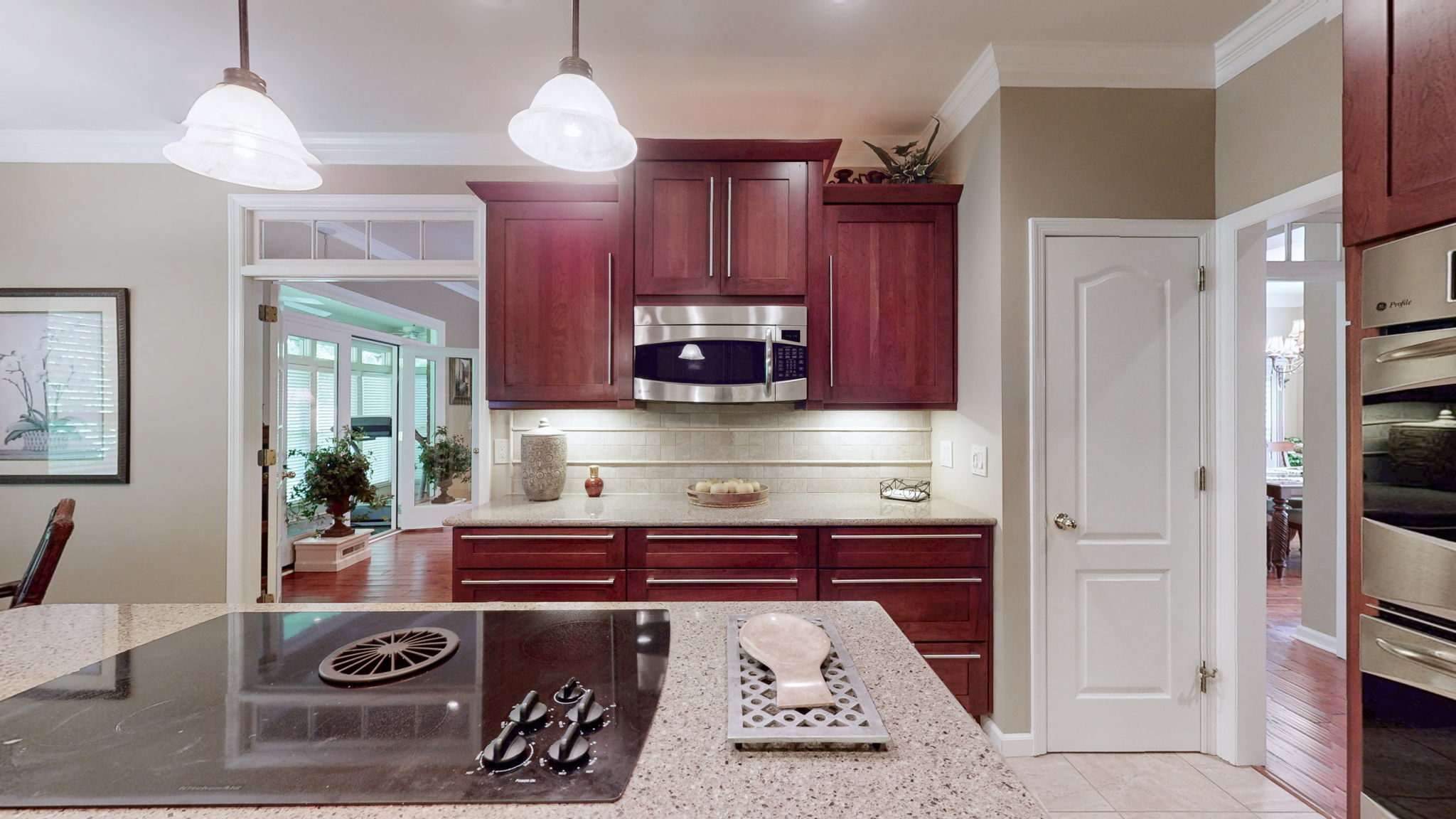  Photo 19