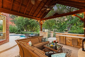 The vaulted, covered patio provides ample shade and lets you take in breathtaking views from every angle.