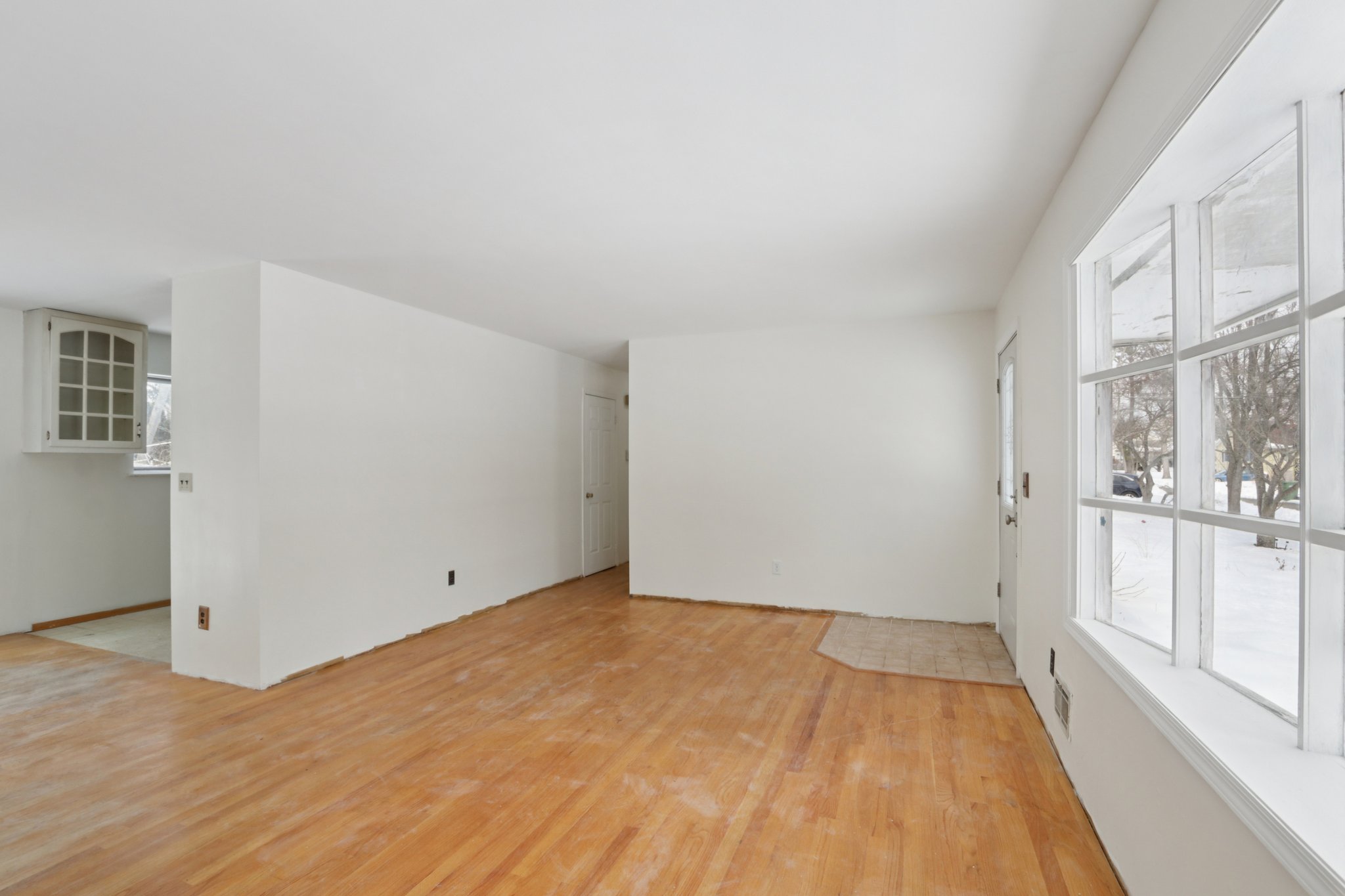 Spray Ave-S2702-007.jpg