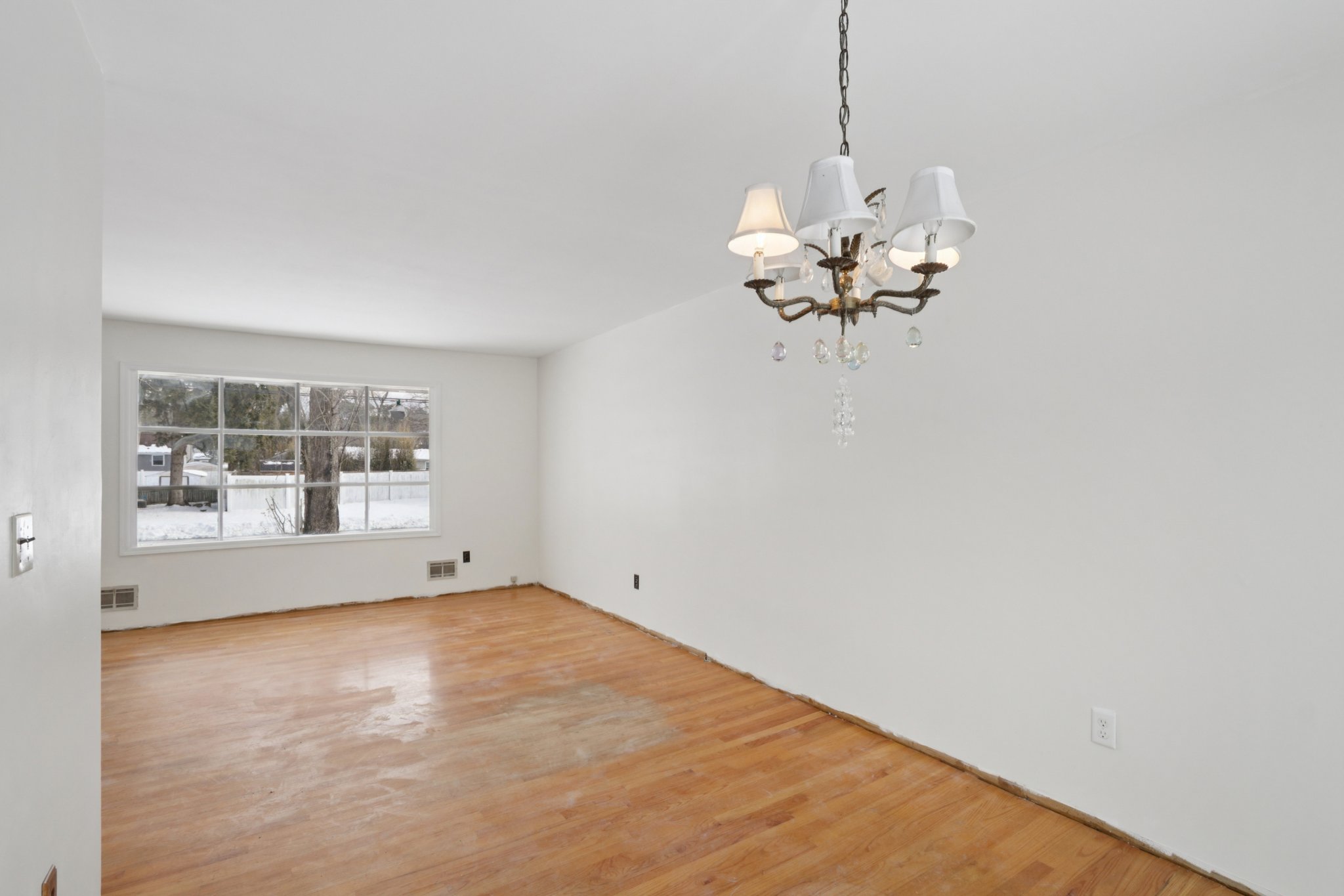 Spray Ave-S2702-012.jpg