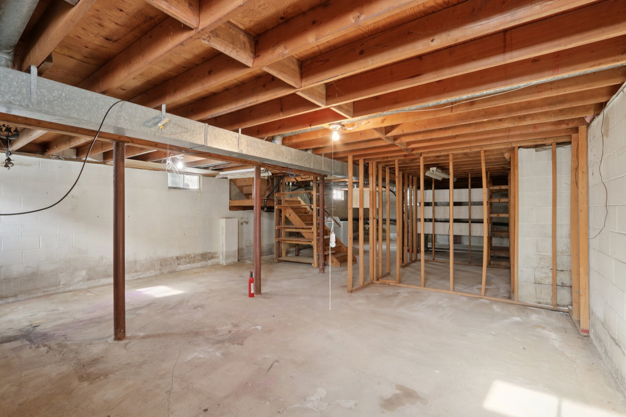 Spray Ave-S2702-028.jpg