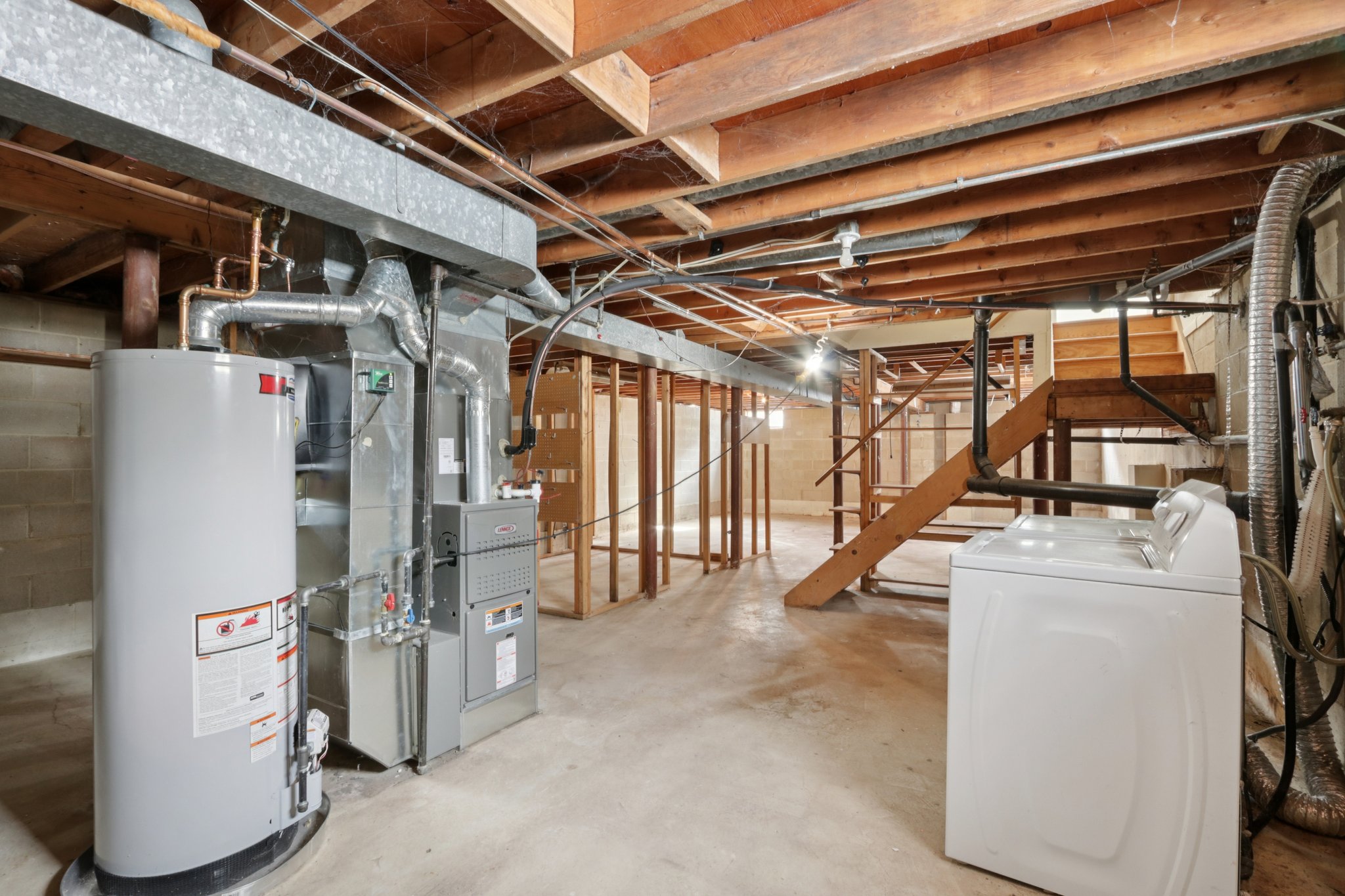 Spray Ave-S2702-031.jpg