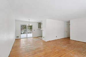 Spray Ave-S2702-008.jpg