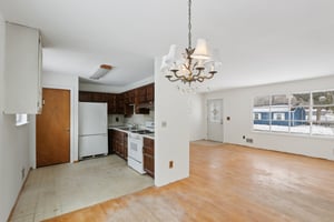 Spray Ave-S2702-011.jpg