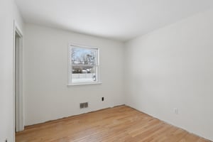 Spray Ave-S2702-025.jpg