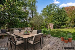 Another Great Furniture Idea For The Deck