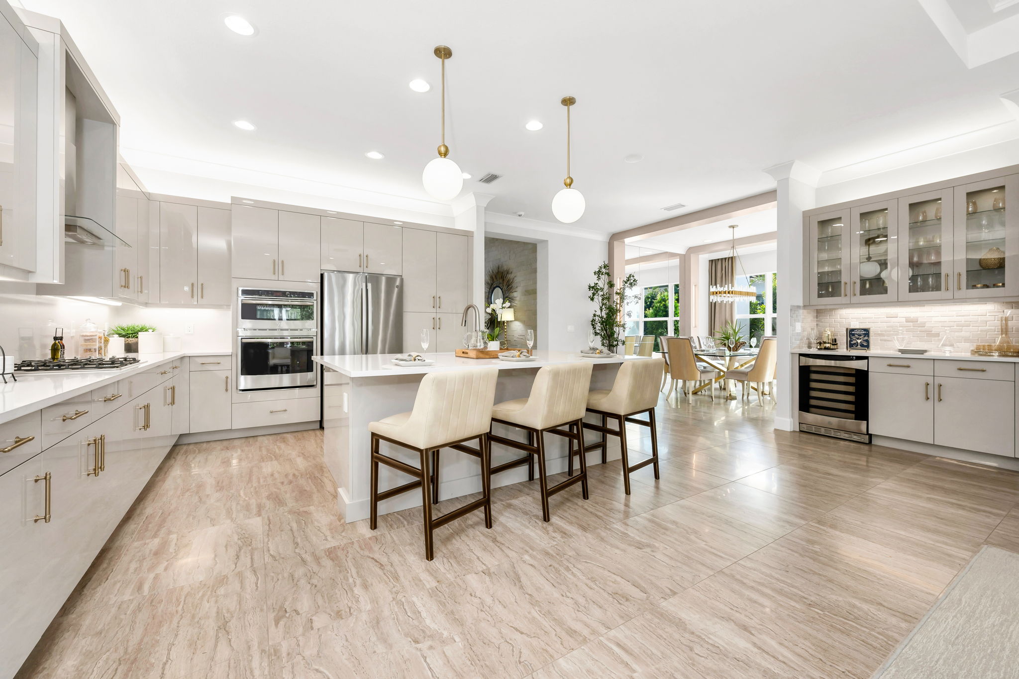 Breakfast Bar - Kitchen