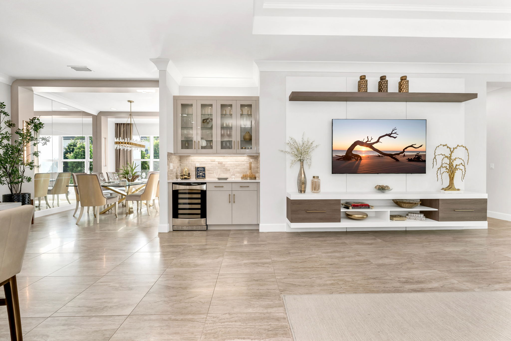 Dining - Bar - Built In