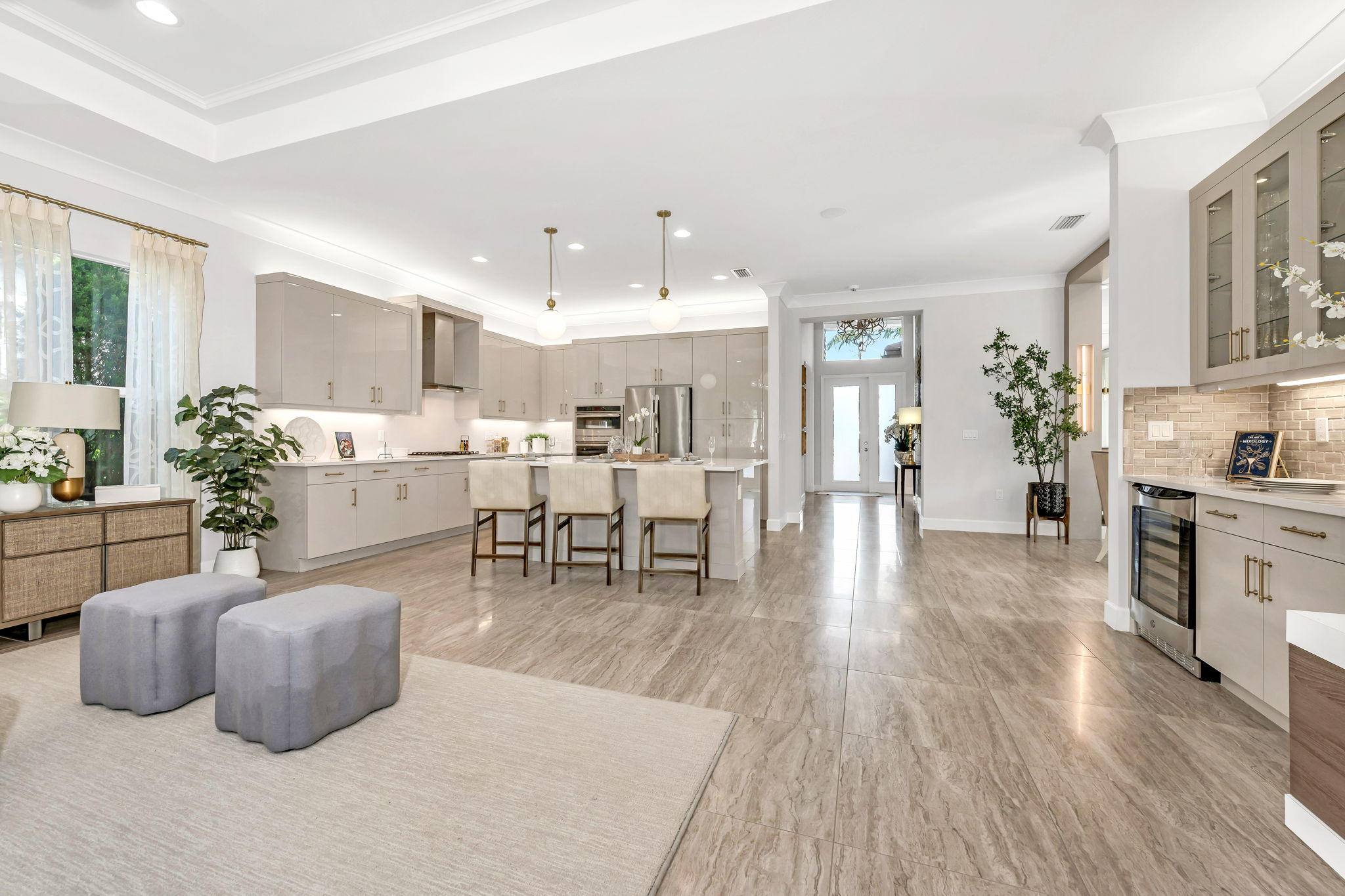 Living - Built in - Breakfast Bar