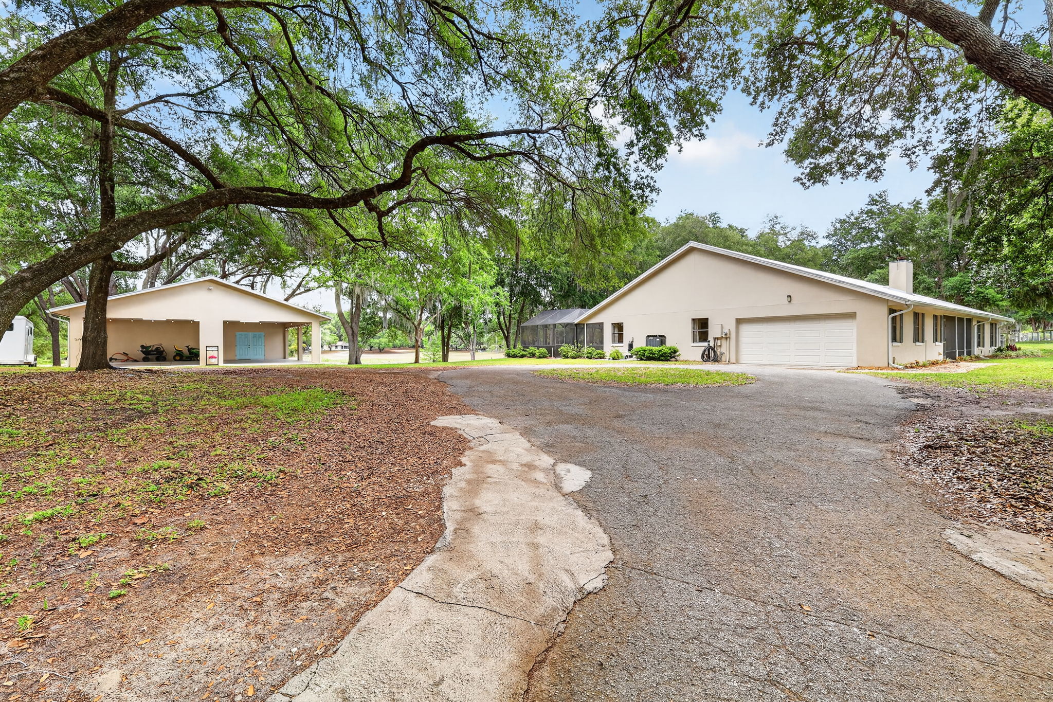 11241 Em En El Grove Rd -118