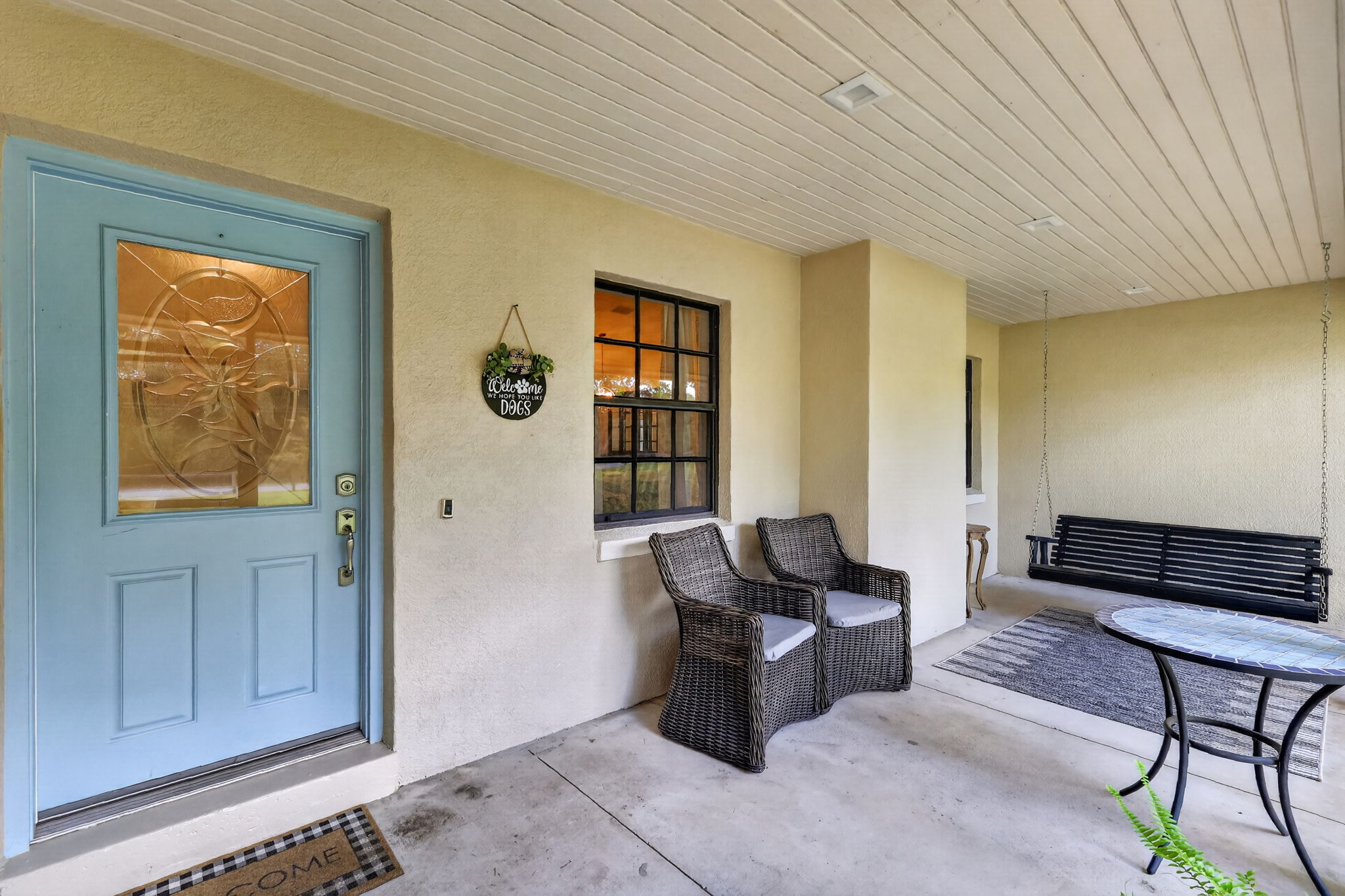 11241 Em En El Grove Rd -124