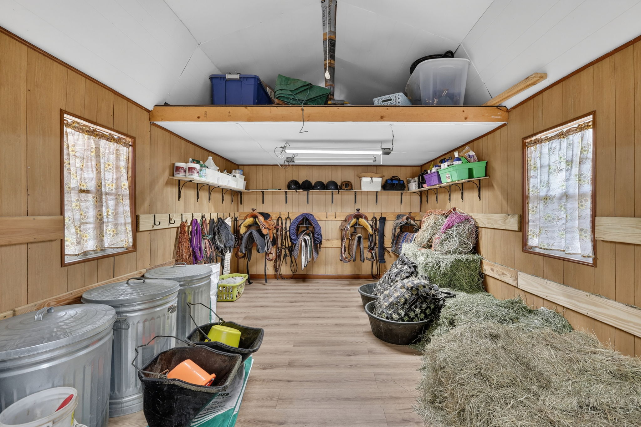 11241 Em En El Grove Rd -139