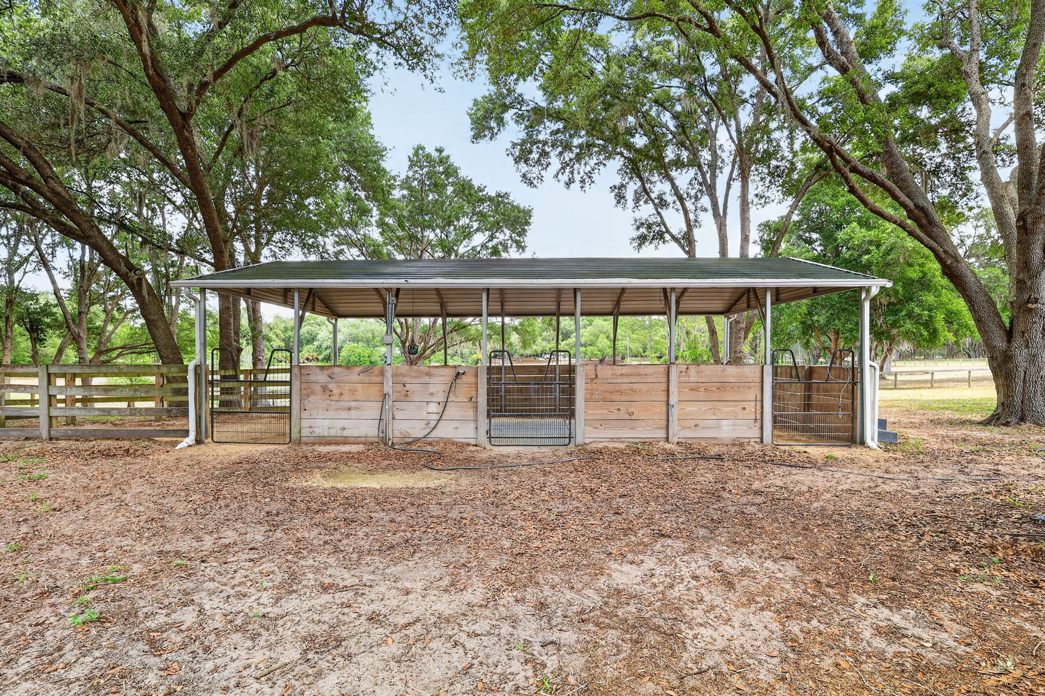 11241 Em En El Grove Rd -142