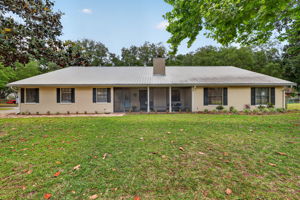 11241 Em En El Grove Rd -123