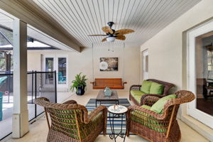 11241 Em En El Grove Rd -198