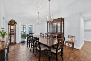 11241 Em En El Grove Rd -235