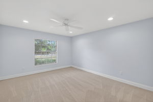 11241 Em En El Grove Rd -244