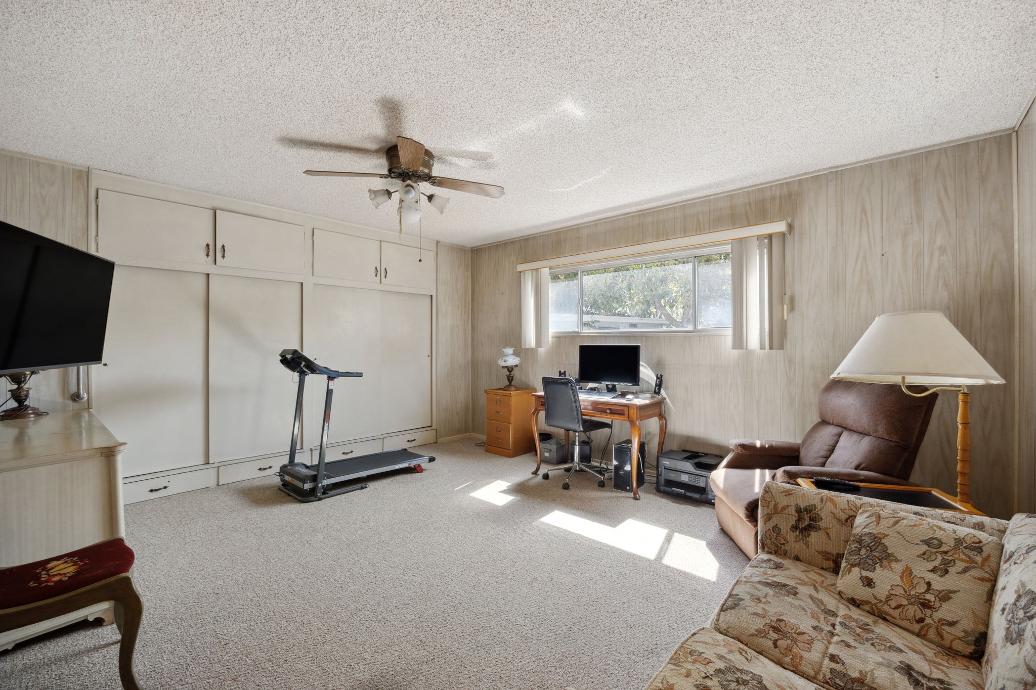 11245 Segrell Way-23