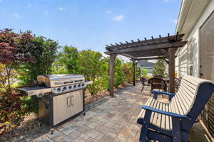 Paver Patio and Pergola with Privacy Landscaping