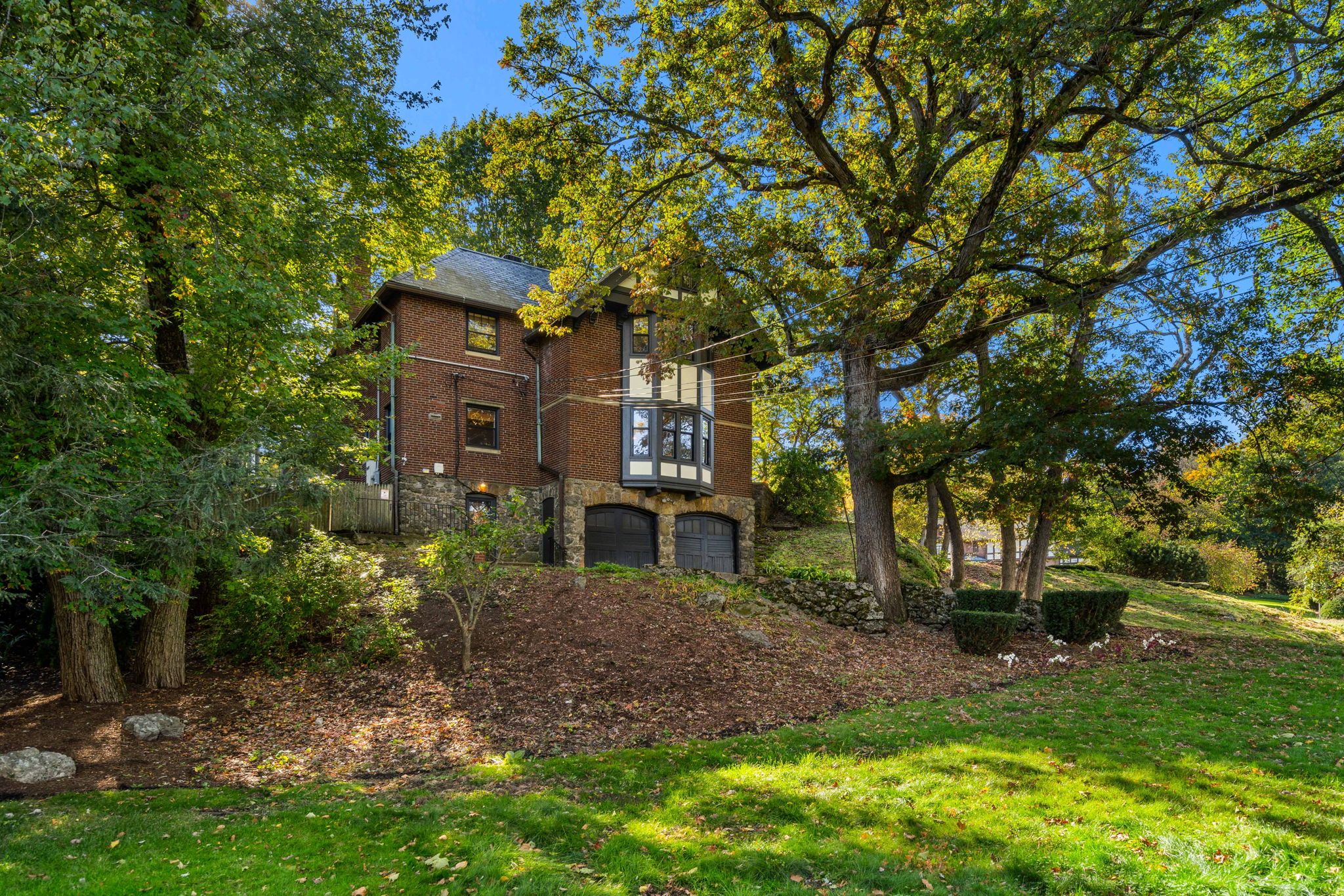 1125 W Roxbury Pkwy, Chestnut Hill, MA 02467, USA Photo 65