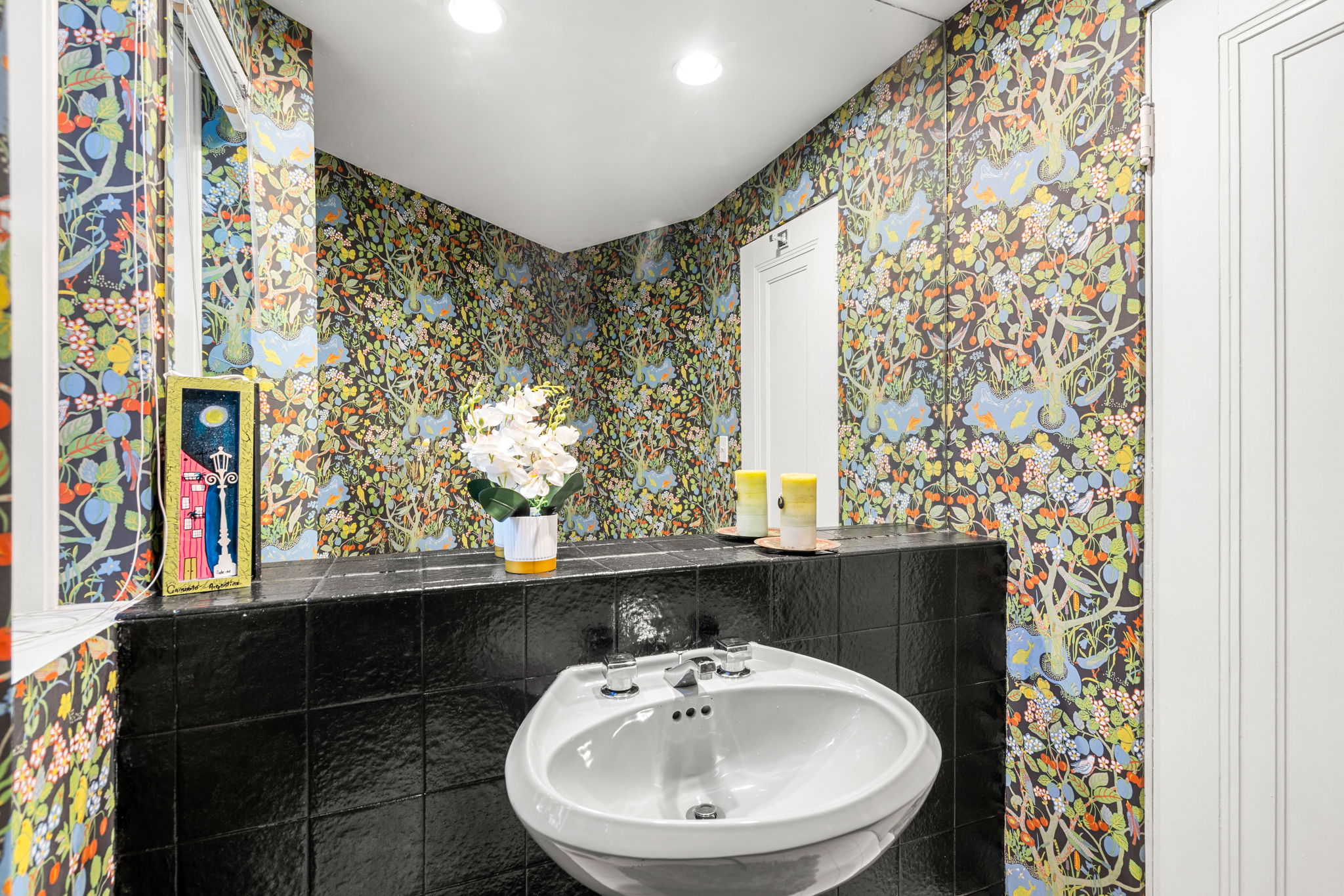 1125 W Roxbury Pkwy, Chestnut Hill, MA 02467, USA Photo 101