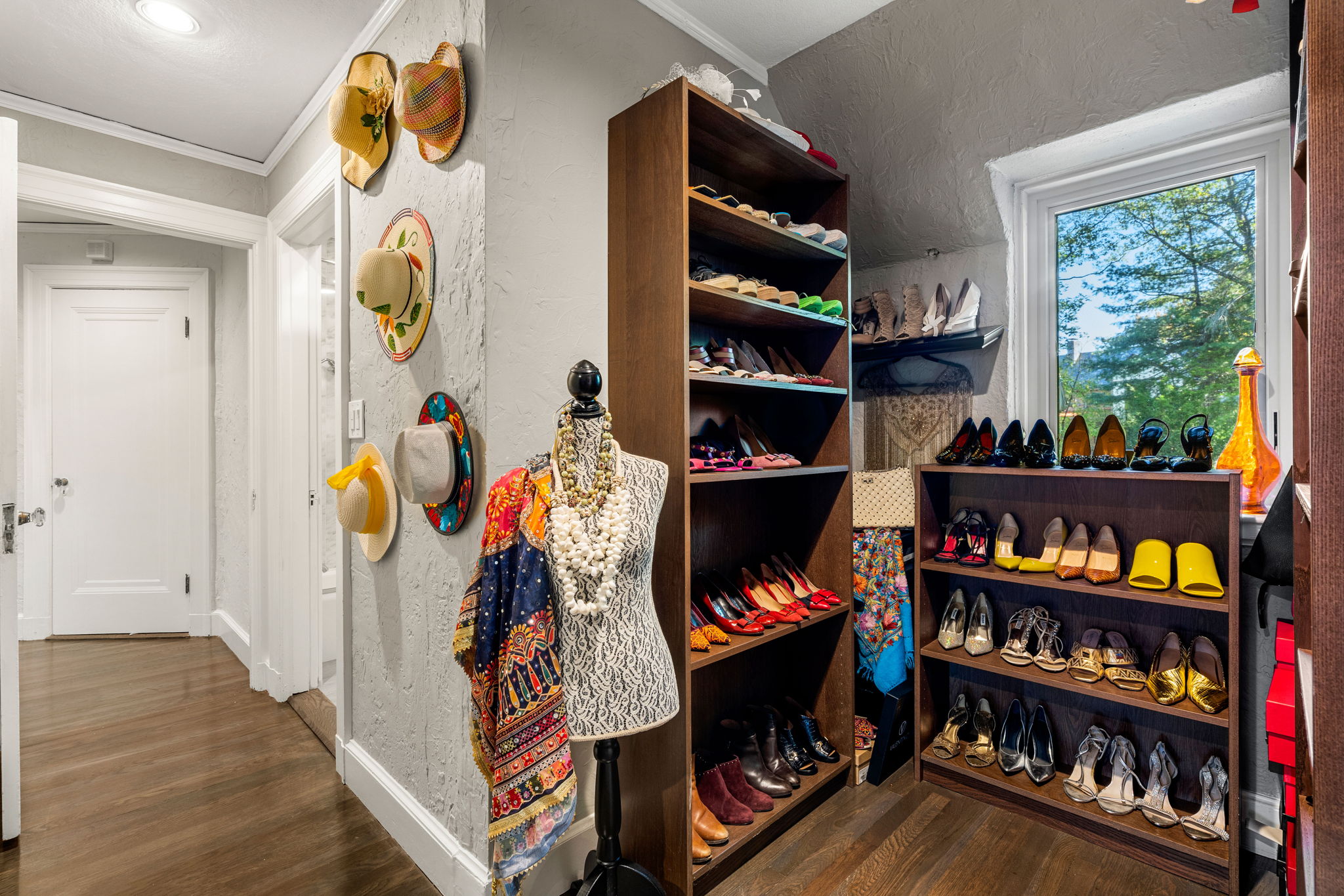 1125 W Roxbury Pkwy, Chestnut Hill, MA 02467, USA Photo 111