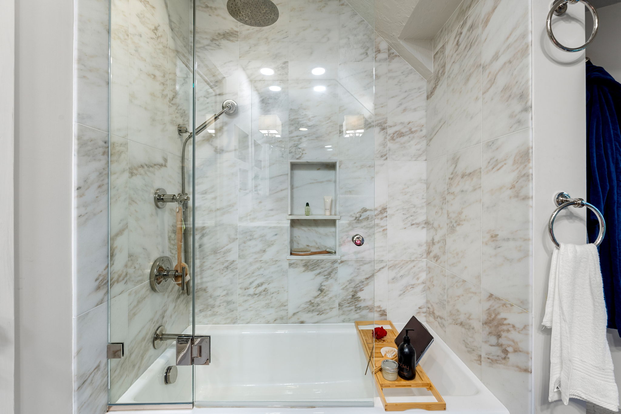 1125 W Roxbury Pkwy, Chestnut Hill, MA 02467, USA Photo 59