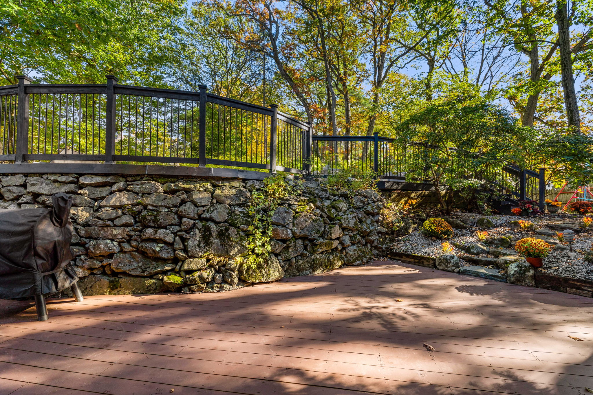 1125 W Roxbury Pkwy, Chestnut Hill, MA 02467, USA Photo 13
