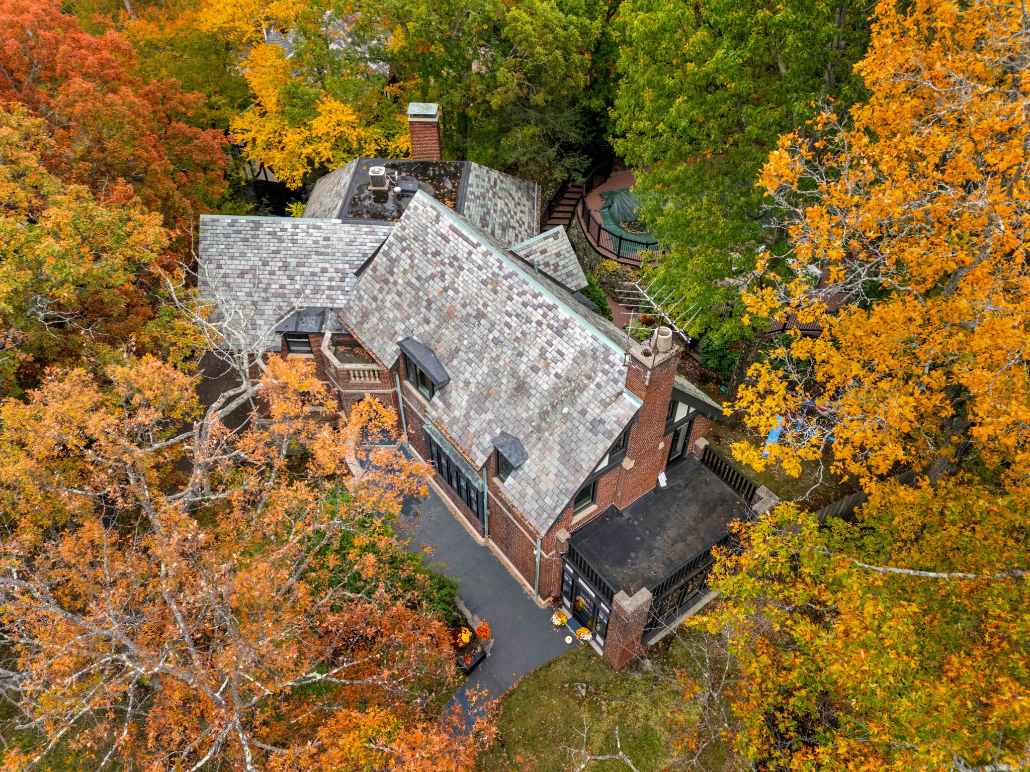 1125 W Roxbury Pkwy, Chestnut Hill, MA 02467, USA Photo 133