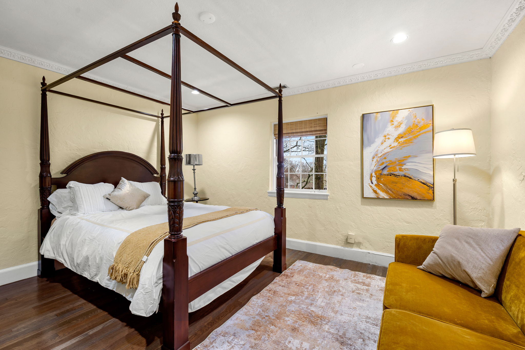 1125 W Roxbury Pkwy, Chestnut Hill, MA 02467, USA Photo 179